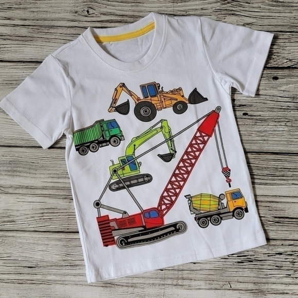 Construction Vehicles T-Shirt NWT - Picture 3 of 5